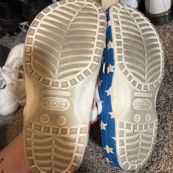 CROCS USA size 7/9 - Picture 4 of 6